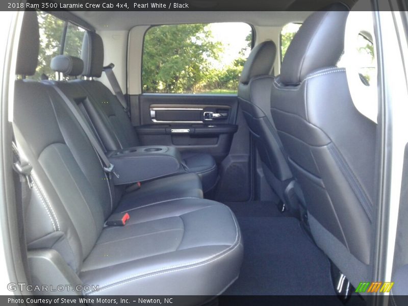 Pearl White / Black 2018 Ram 3500 Laramie Crew Cab 4x4
