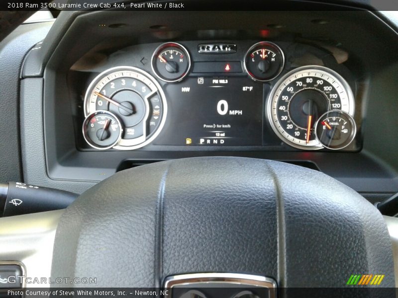Pearl White / Black 2018 Ram 3500 Laramie Crew Cab 4x4