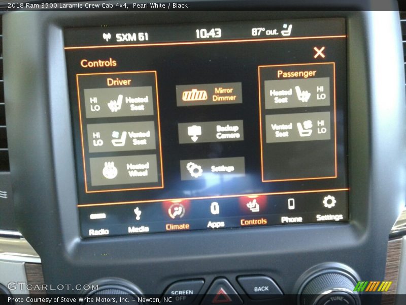 Pearl White / Black 2018 Ram 3500 Laramie Crew Cab 4x4