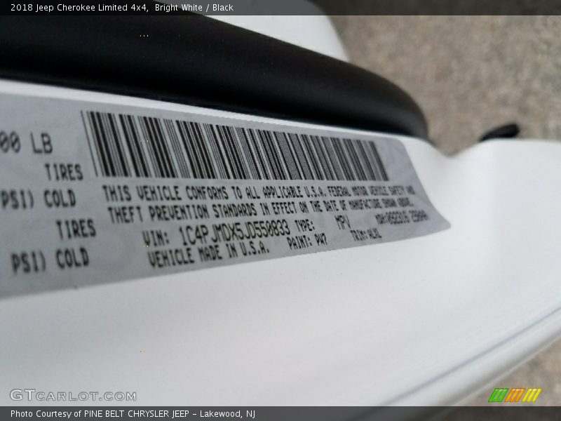 Bright White / Black 2018 Jeep Cherokee Limited 4x4