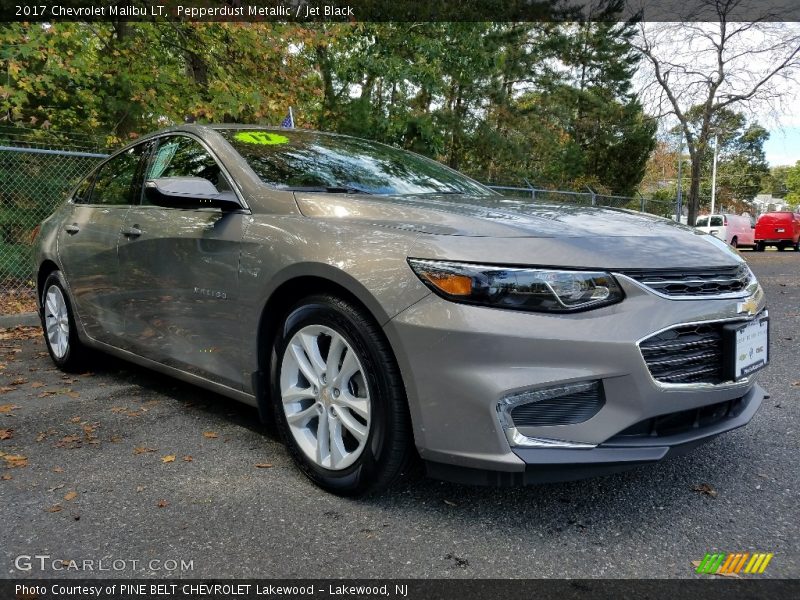 Pepperdust Metallic / Jet Black 2017 Chevrolet Malibu LT