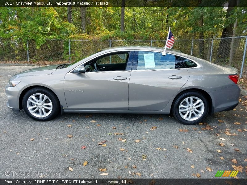 Pepperdust Metallic / Jet Black 2017 Chevrolet Malibu LT