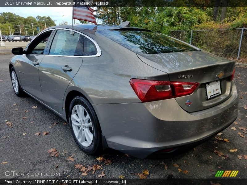 Pepperdust Metallic / Jet Black 2017 Chevrolet Malibu LT