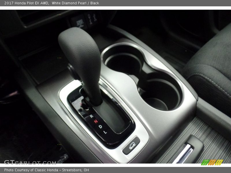 White Diamond Pearl / Black 2017 Honda Pilot EX AWD