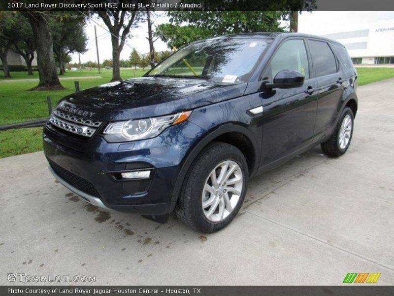 Loire Blue Metallic / Almond 2017 Land Rover Discovery Sport HSE
