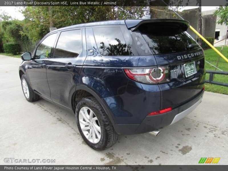 Loire Blue Metallic / Almond 2017 Land Rover Discovery Sport HSE