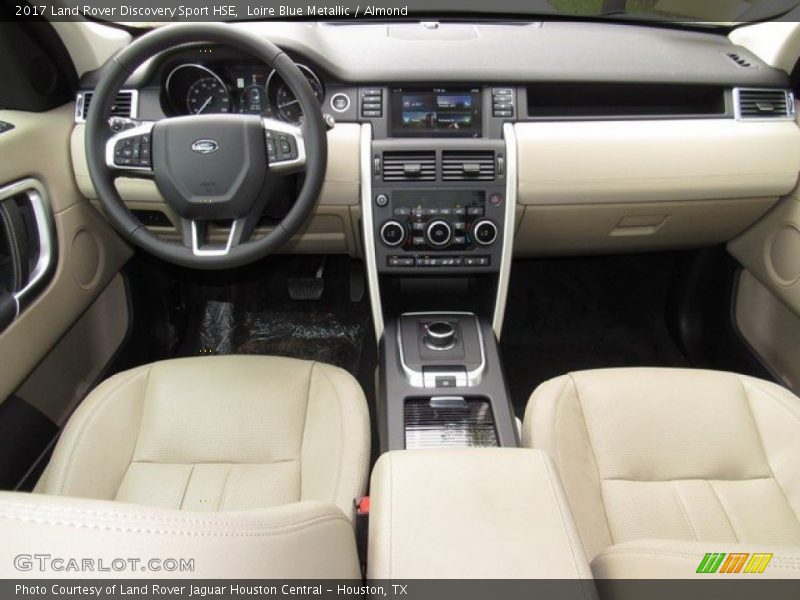 Loire Blue Metallic / Almond 2017 Land Rover Discovery Sport HSE
