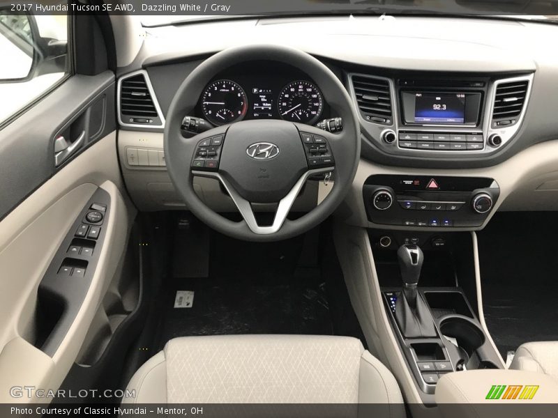 Dazzling White / Gray 2017 Hyundai Tucson SE AWD