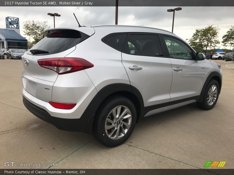 Molten Silver / Gray 2017 Hyundai Tucson SE AWD