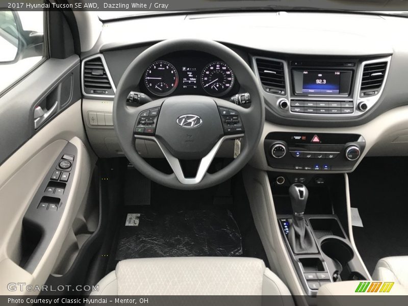 Dazzling White / Gray 2017 Hyundai Tucson SE AWD