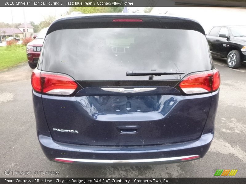 Jazz Blue Pearl / Cognac/Alloy/Toffee 2018 Chrysler Pacifica Touring L