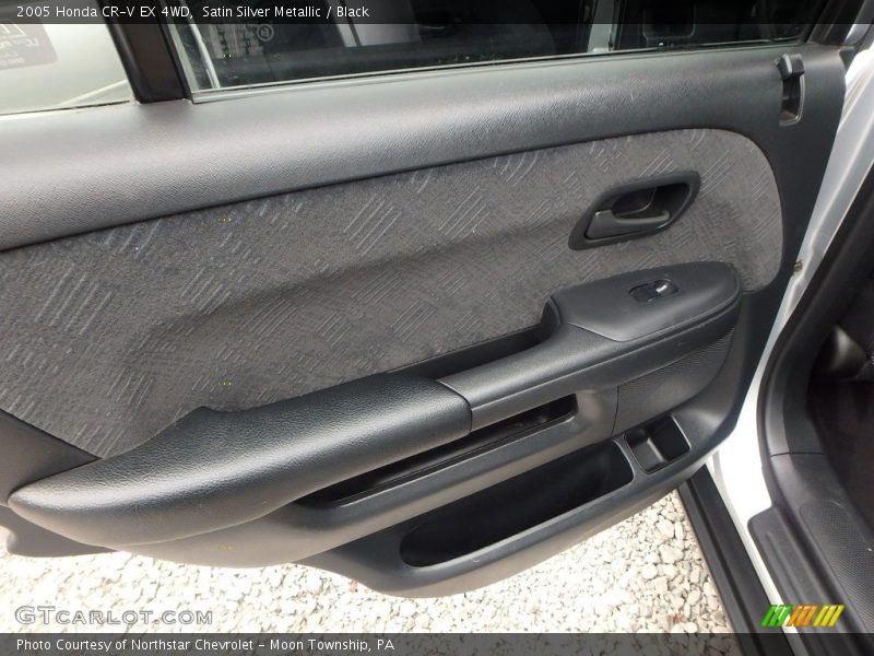 Satin Silver Metallic / Black 2005 Honda CR-V EX 4WD