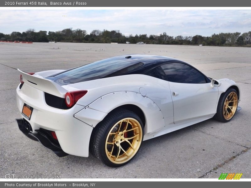 Bianco Avus / Rosso 2010 Ferrari 458 Italia