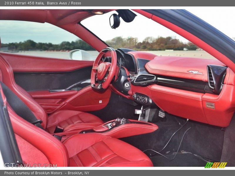 Dashboard of 2010 458 Italia