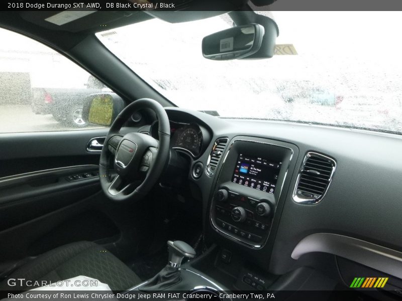 DB Black Crystal / Black 2018 Dodge Durango SXT AWD
