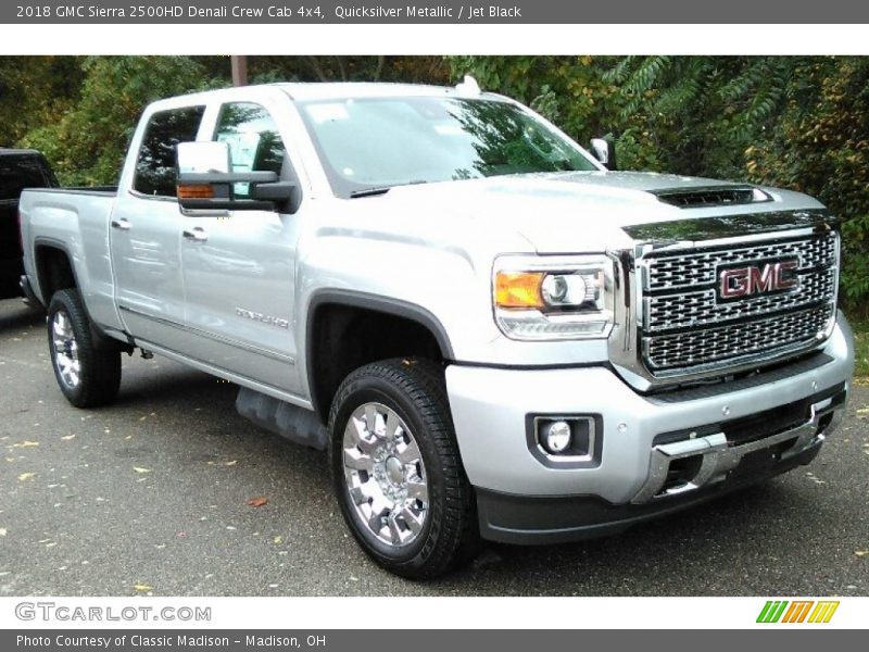 Quicksilver Metallic / Jet Black 2018 GMC Sierra 2500HD Denali Crew Cab 4x4