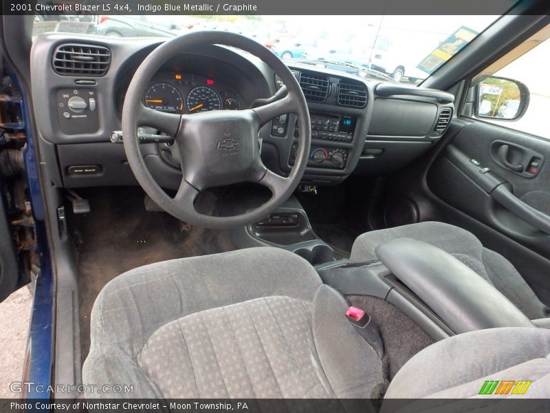 Indigo Blue Metallic / Graphite 2001 Chevrolet Blazer LS 4x4