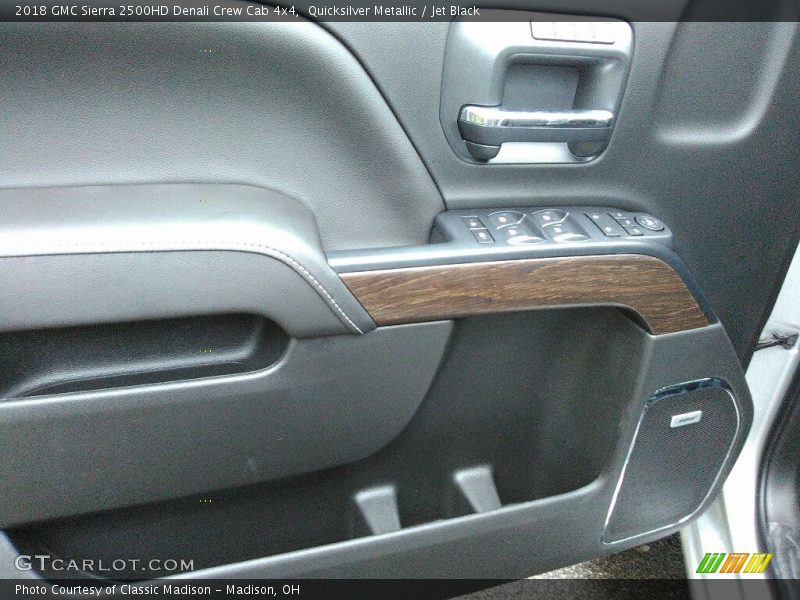 Quicksilver Metallic / Jet Black 2018 GMC Sierra 2500HD Denali Crew Cab 4x4