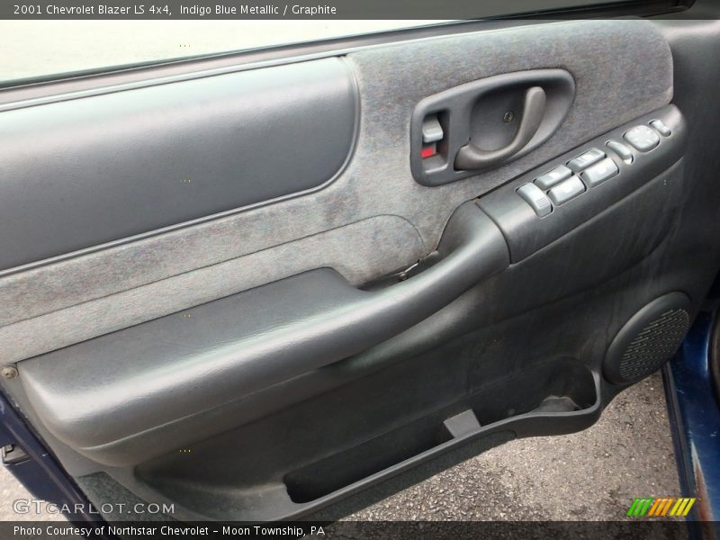 Indigo Blue Metallic / Graphite 2001 Chevrolet Blazer LS 4x4