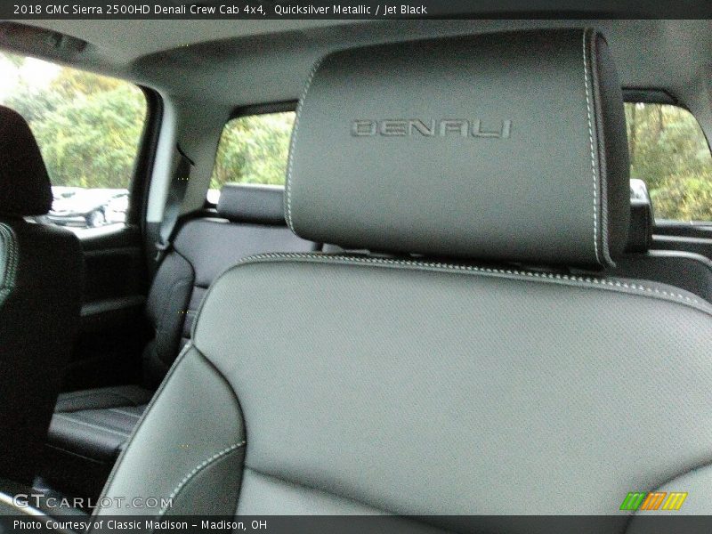 Quicksilver Metallic / Jet Black 2018 GMC Sierra 2500HD Denali Crew Cab 4x4