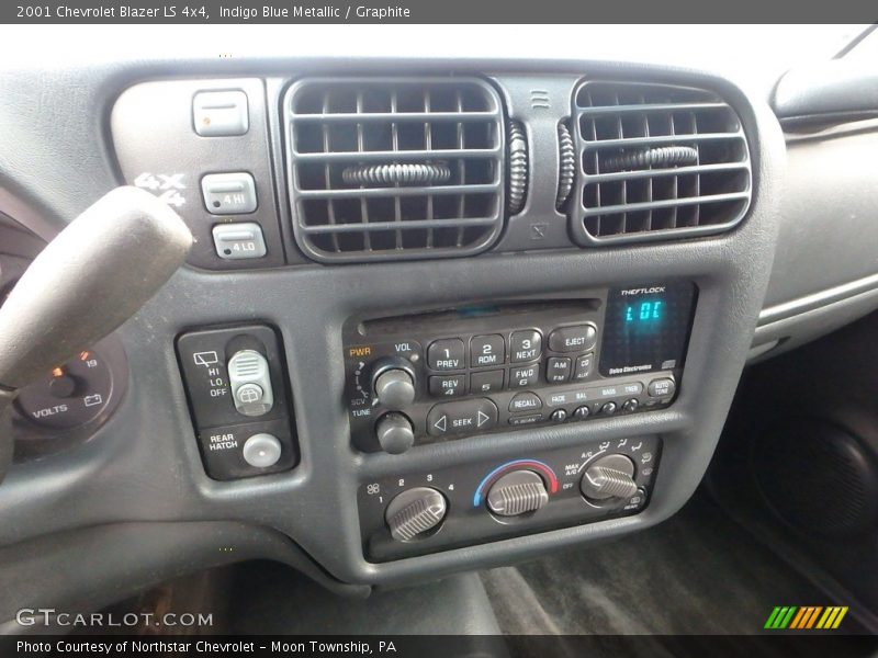 Indigo Blue Metallic / Graphite 2001 Chevrolet Blazer LS 4x4
