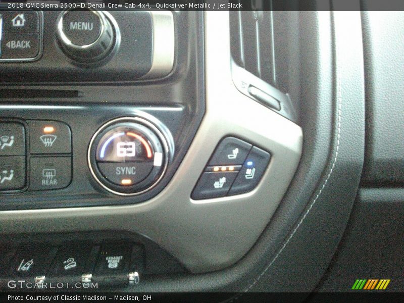 Quicksilver Metallic / Jet Black 2018 GMC Sierra 2500HD Denali Crew Cab 4x4