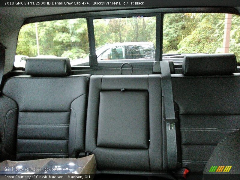 Quicksilver Metallic / Jet Black 2018 GMC Sierra 2500HD Denali Crew Cab 4x4