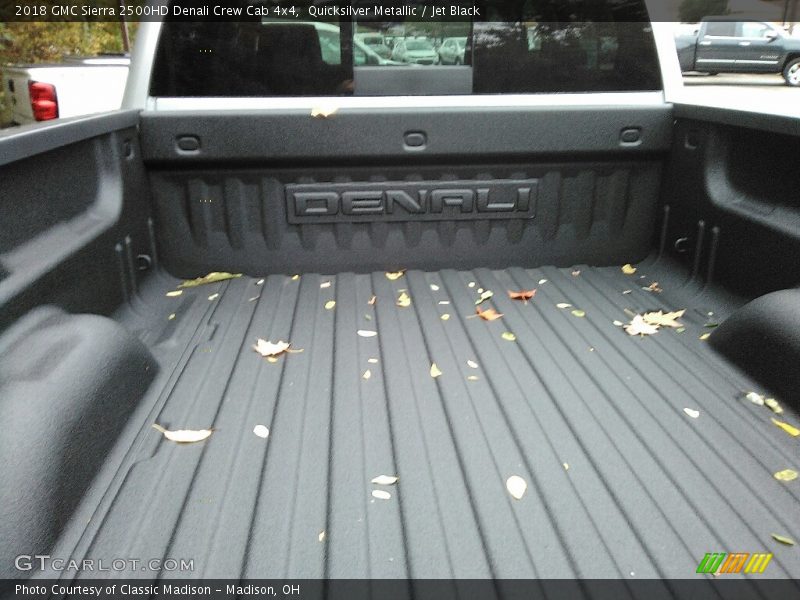 Quicksilver Metallic / Jet Black 2018 GMC Sierra 2500HD Denali Crew Cab 4x4