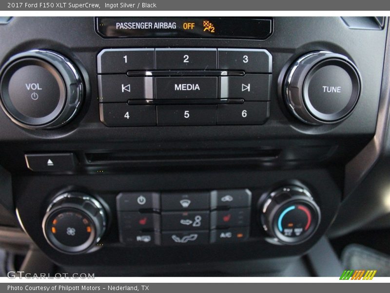 Ingot Silver / Black 2017 Ford F150 XLT SuperCrew