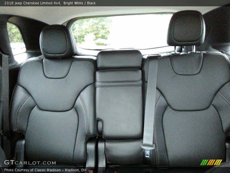 Bright White / Black 2018 Jeep Cherokee Limited 4x4