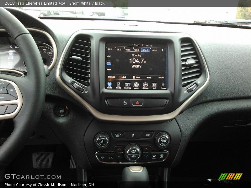 Bright White / Black 2018 Jeep Cherokee Limited 4x4