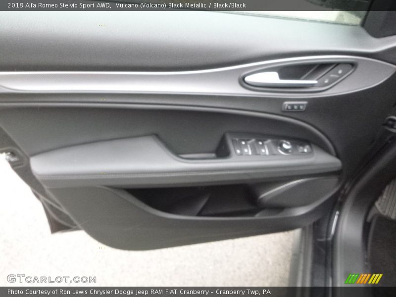Vulcano (Volcano) Black Metallic / Black/Black 2018 Alfa Romeo Stelvio Sport AWD