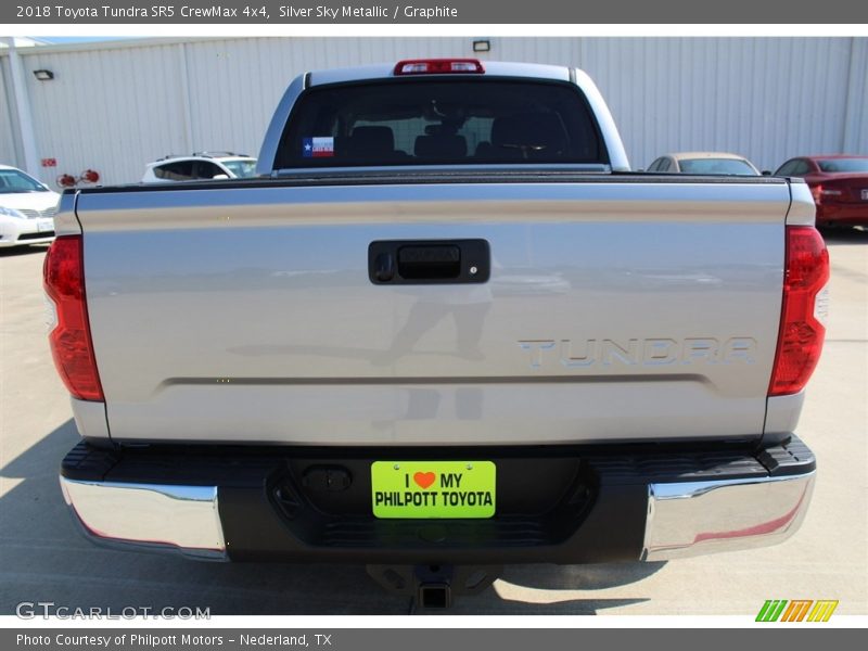Silver Sky Metallic / Graphite 2018 Toyota Tundra SR5 CrewMax 4x4
