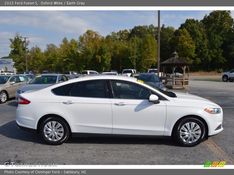 Oxford White / Earth Gray 2013 Ford Fusion S