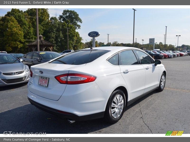Oxford White / Earth Gray 2013 Ford Fusion S