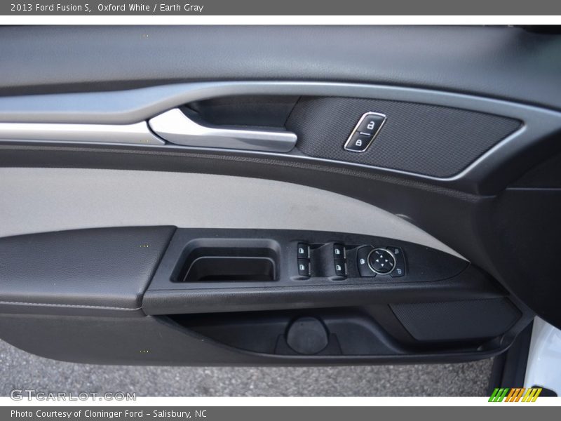 Oxford White / Earth Gray 2013 Ford Fusion S