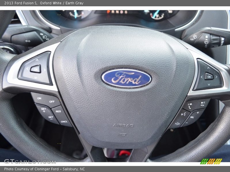 Oxford White / Earth Gray 2013 Ford Fusion S