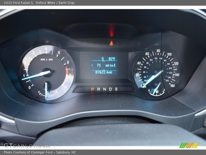 Oxford White / Earth Gray 2013 Ford Fusion S