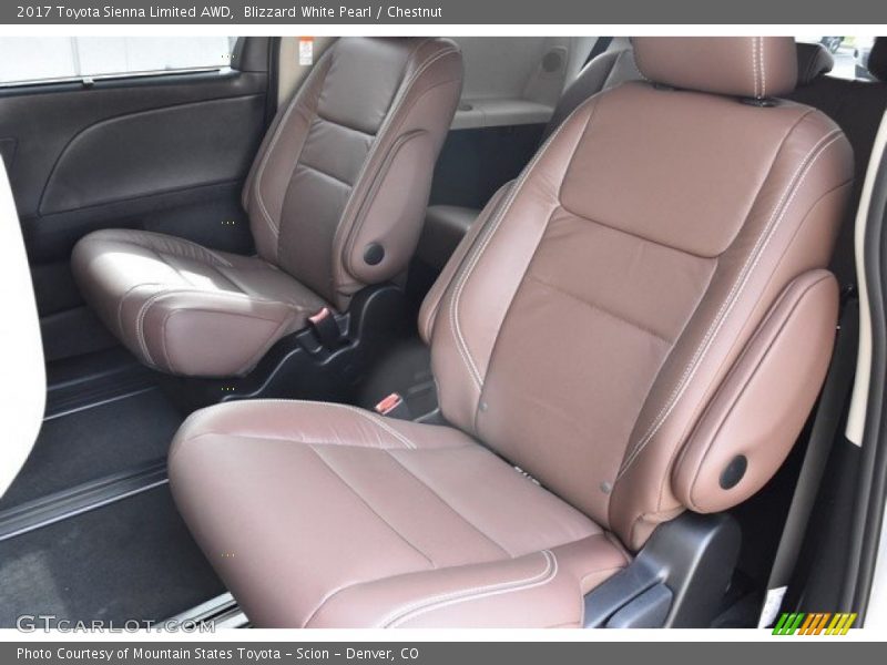 Blizzard White Pearl / Chestnut 2017 Toyota Sienna Limited AWD