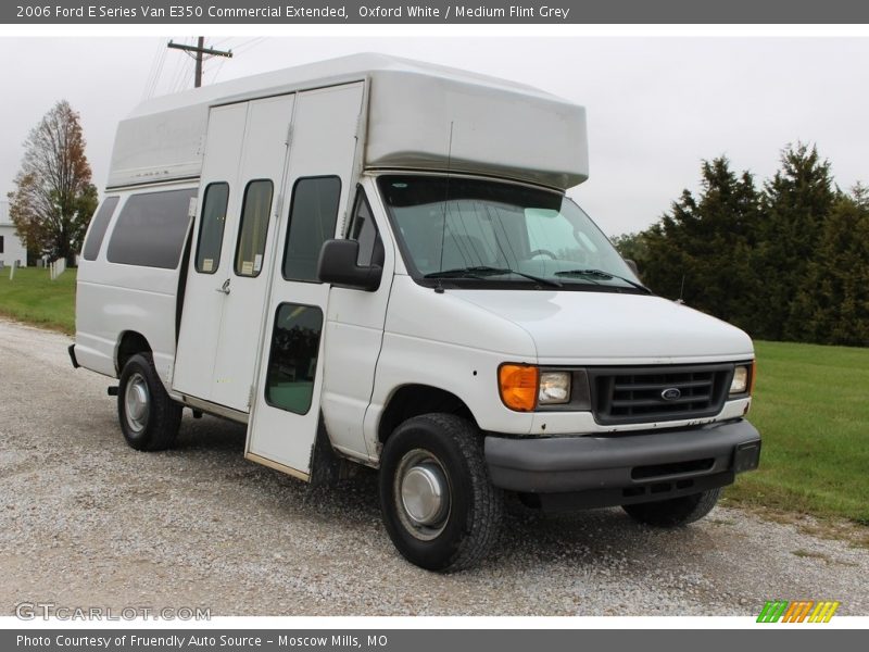 Oxford White / Medium Flint Grey 2006 Ford E Series Van E350 Commercial Extended