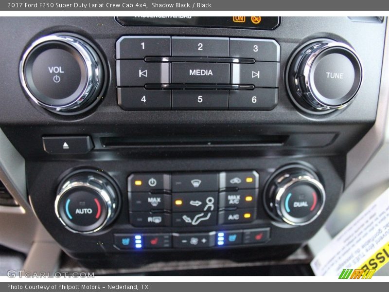 Shadow Black / Black 2017 Ford F250 Super Duty Lariat Crew Cab 4x4