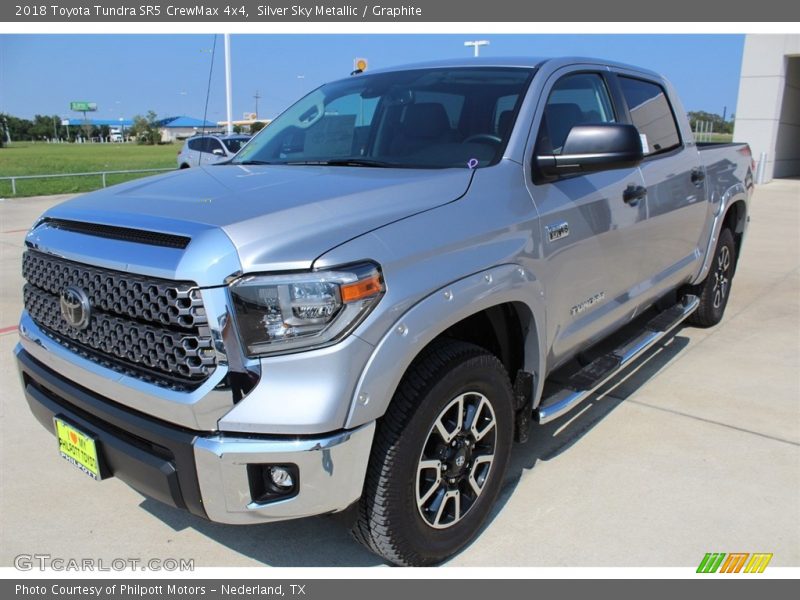 Silver Sky Metallic / Graphite 2018 Toyota Tundra SR5 CrewMax 4x4