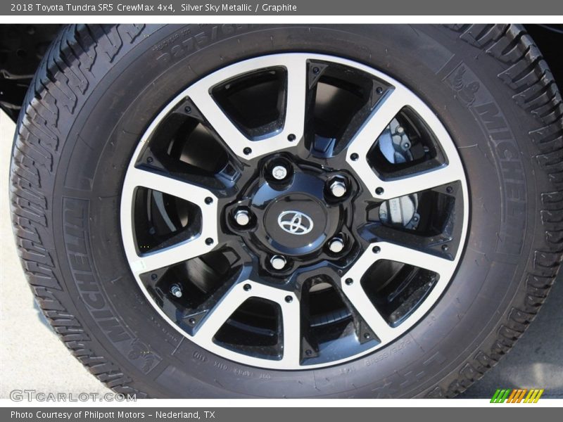 Silver Sky Metallic / Graphite 2018 Toyota Tundra SR5 CrewMax 4x4
