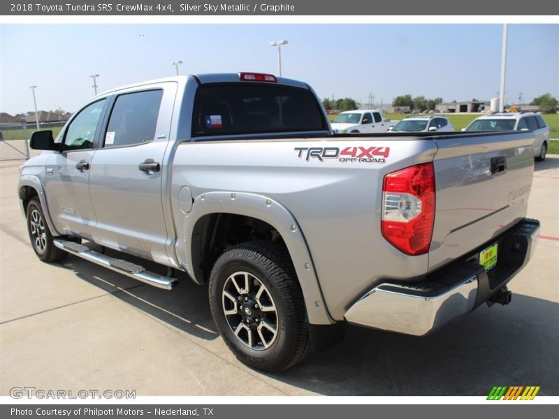 Silver Sky Metallic / Graphite 2018 Toyota Tundra SR5 CrewMax 4x4