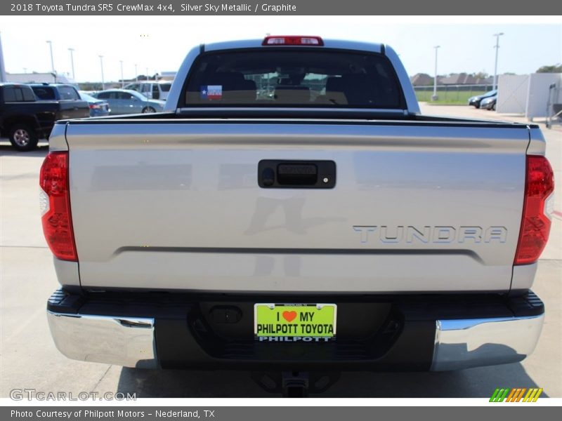 Silver Sky Metallic / Graphite 2018 Toyota Tundra SR5 CrewMax 4x4