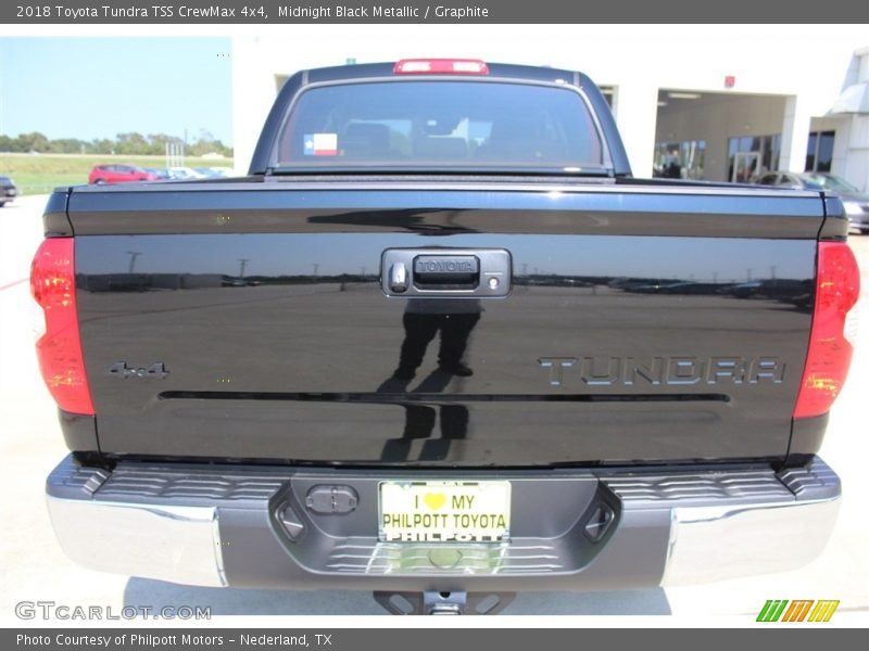 Midnight Black Metallic / Graphite 2018 Toyota Tundra TSS CrewMax 4x4