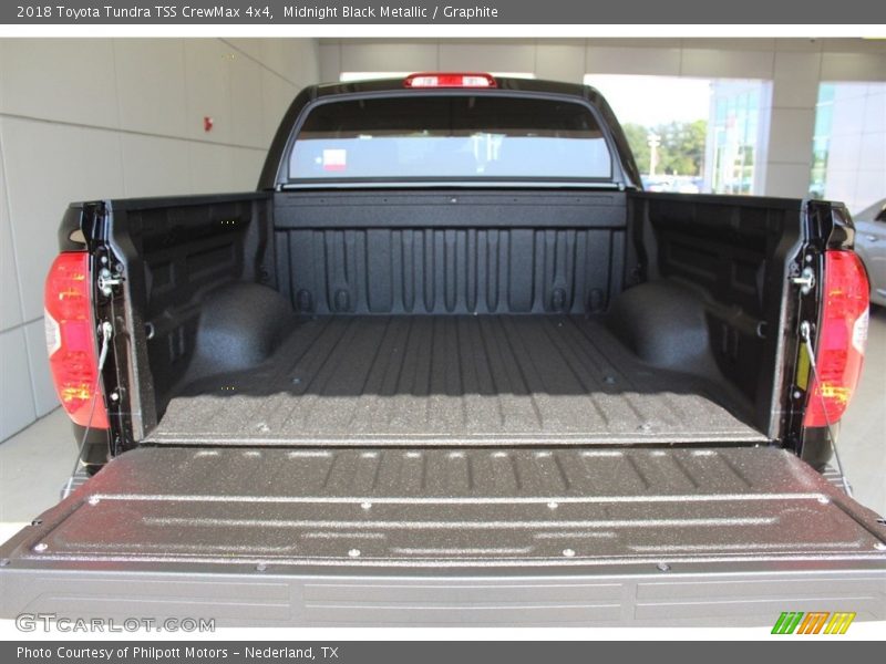 Midnight Black Metallic / Graphite 2018 Toyota Tundra TSS CrewMax 4x4