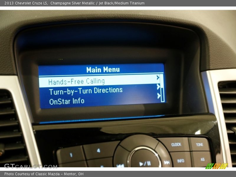 Champagne Silver Metallic / Jet Black/Medium Titanium 2013 Chevrolet Cruze LS