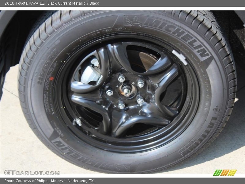 Black Current Metallic / Black 2018 Toyota RAV4 LE