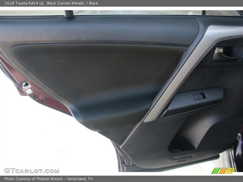 Black Current Metallic / Black 2018 Toyota RAV4 LE
